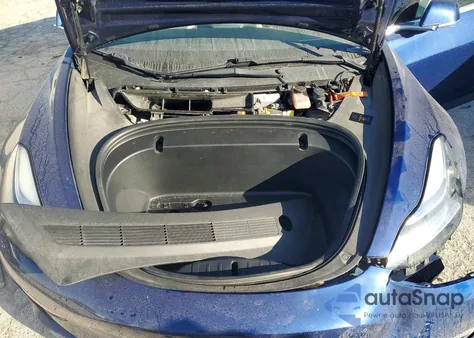 2020 Tesla Model 3 z USA, uszkodzony, nr VIN 5YJ3E1EA2LF662707